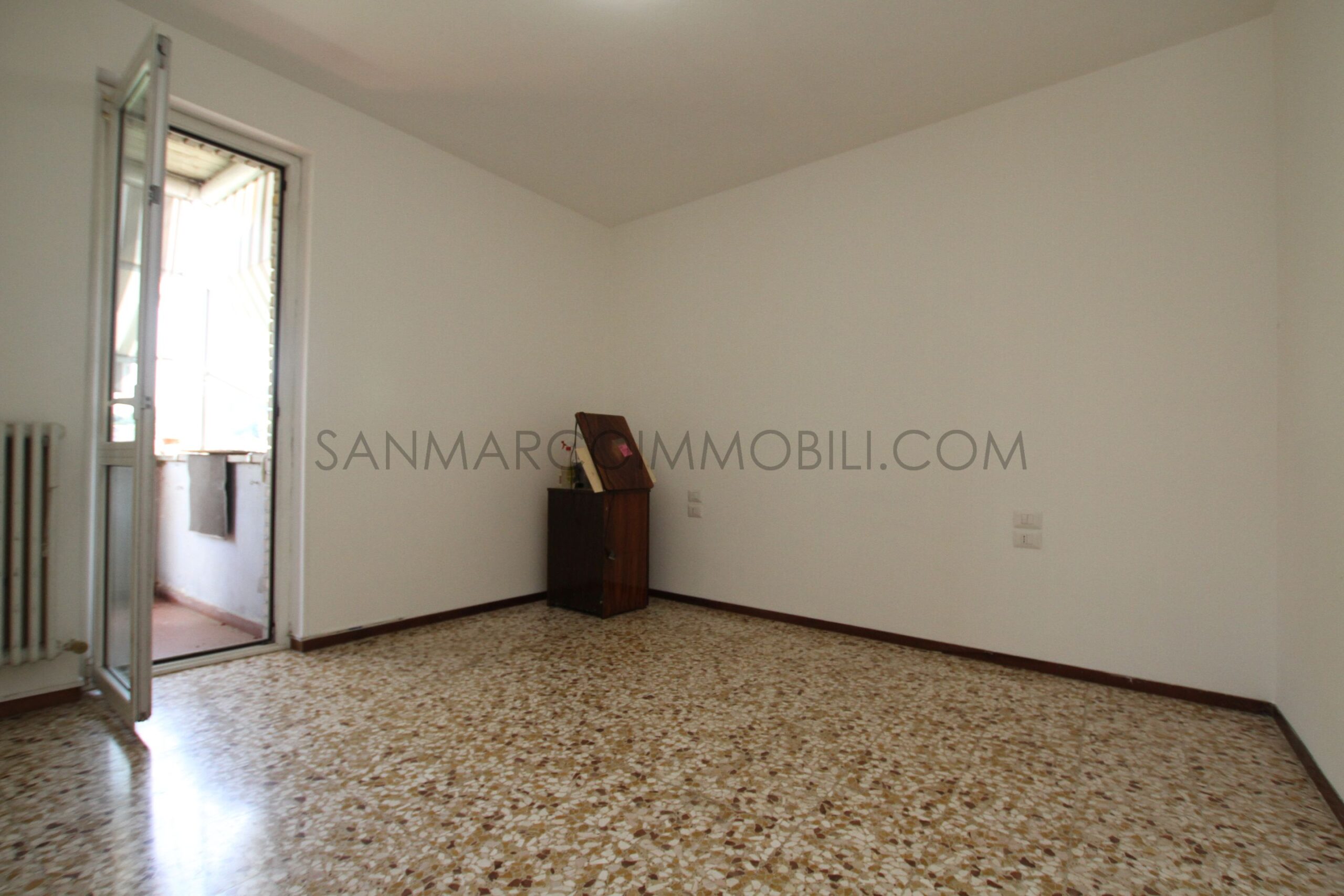porzione di casa di testa pentalocale in vendita a Olginate sanmarco immobili Olg01208 - stanza